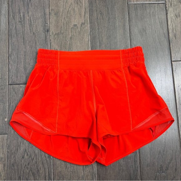 Lululemon Hotty Hot High-Rise Lined Short 2.5" Hot Heat - Picture 2 of 6